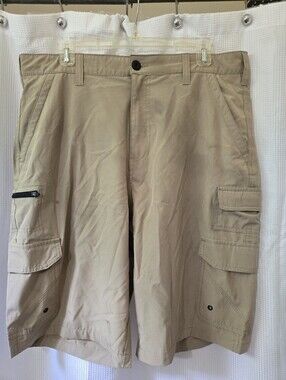 Men's Cargo Shorts in Khaki - Comfortable Everyday Wear